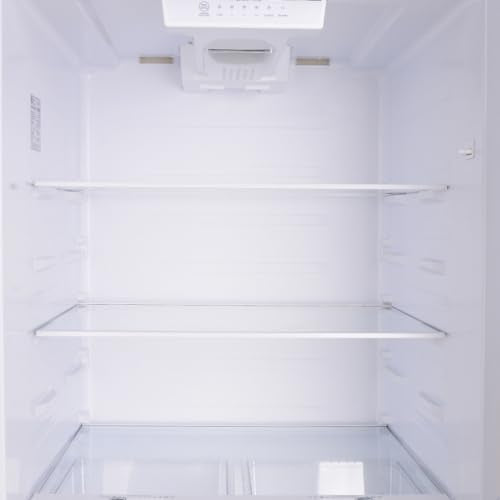 Kenmore 30 in. 18.2 cu. ft. Capacity Refrigerator/Freezer with Adjustable Glass Shelving, Humidity Control Crispers, Gallon Door Bins, ENERGY STAR Certified, White