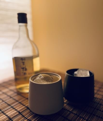 Japanese pottery, Minoyaki handmade pottery cup imported from Japan, suitable cup for drinking green tea, matcha, sake, and whisky on the rocks (Black)