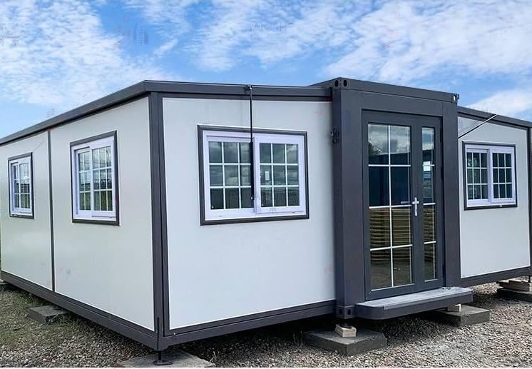 Prefabricated Portable Container House 20×40FT: Double-Wing Folding House with Bathroom, 2 Bedrooms, Kitchen Cabinet. for Mobile Use in Hotels, Offices.