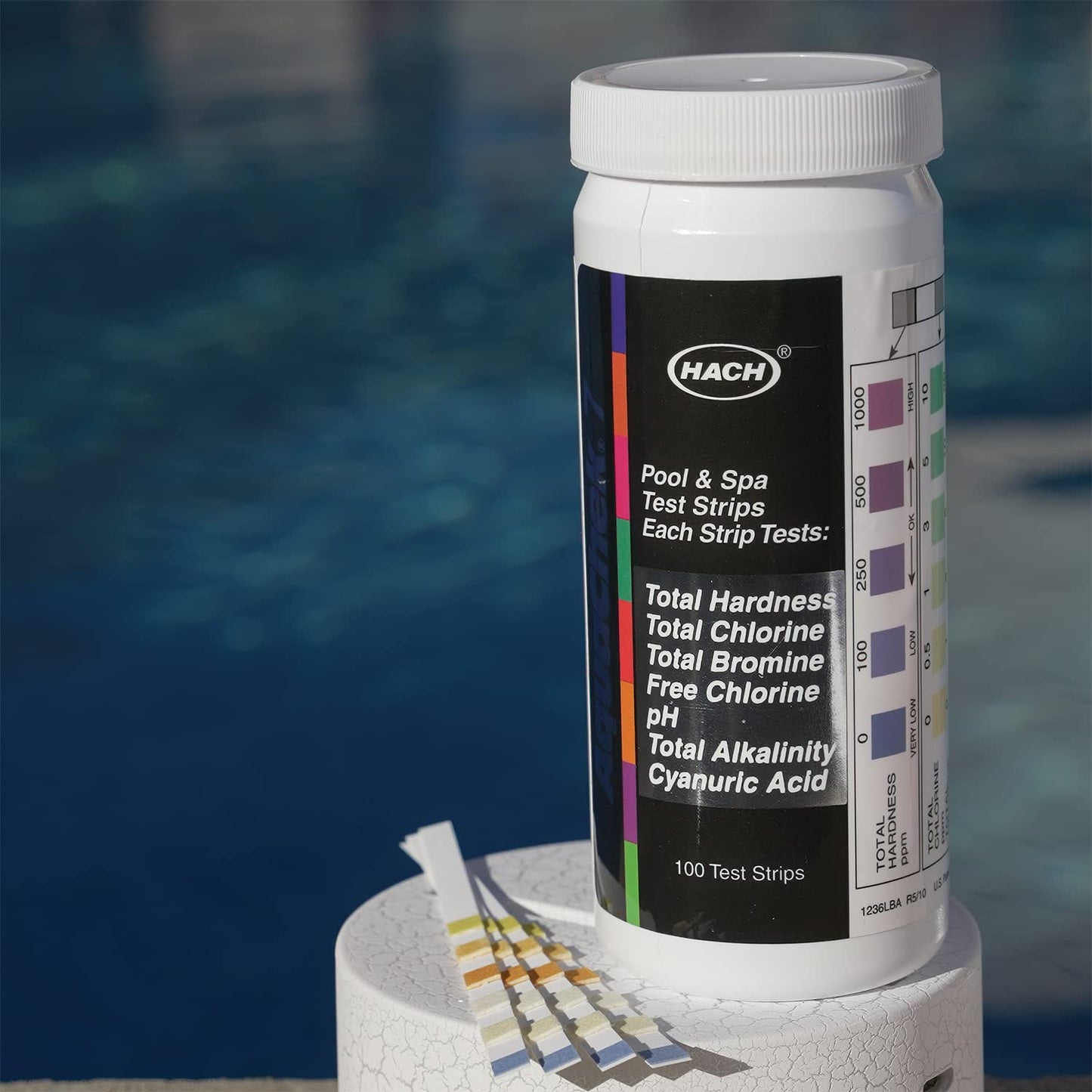 AquaChek 7-Way Pool and Spa Test Strips - Silver Pool Test Strips For pH, Total Chlorine, Free Chlorine, Bromine, Alkalinity, Total Hardness, and Cyanuric Acid - Water Quality Testing Kit (100 Strips)