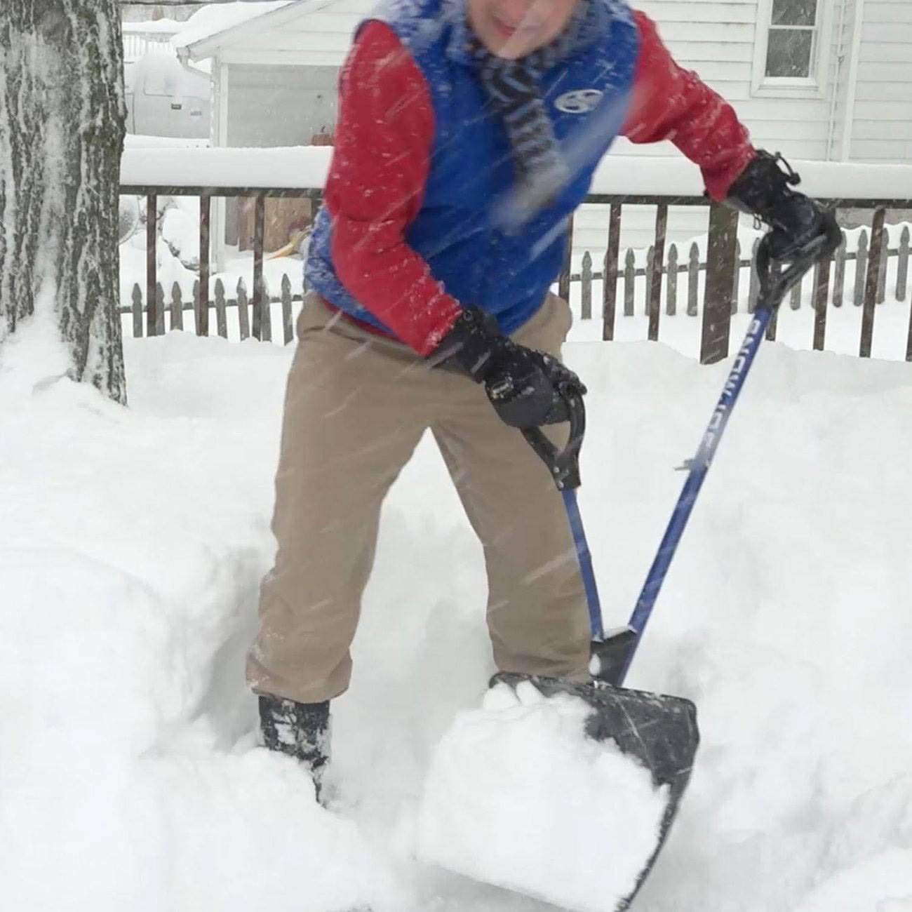 Snow Joe Shovelution Strain-Reducing Snow Shovel w/Spring Assisted Handle, Blue (18-Inch, Original)