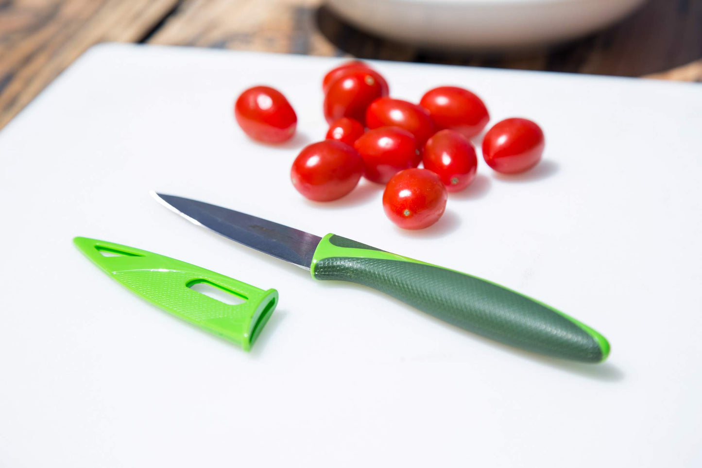 Zyliss Classic Paring Knife Set with Sheath Cover - Precision Knife for Cutting, Slicing & Peeling - Small Culinary 3 ¼” Paring Knife & 3 ¾” Serrated Knife - Carbon Stainless Steel Blade - Red/Green