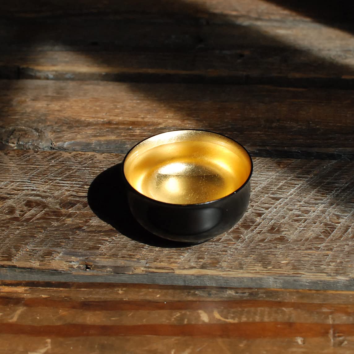 IPPINKA Japanese Traditional Lacquered Cup for Tea and Sake, Black x Gold, Made in Kyoto, Japan