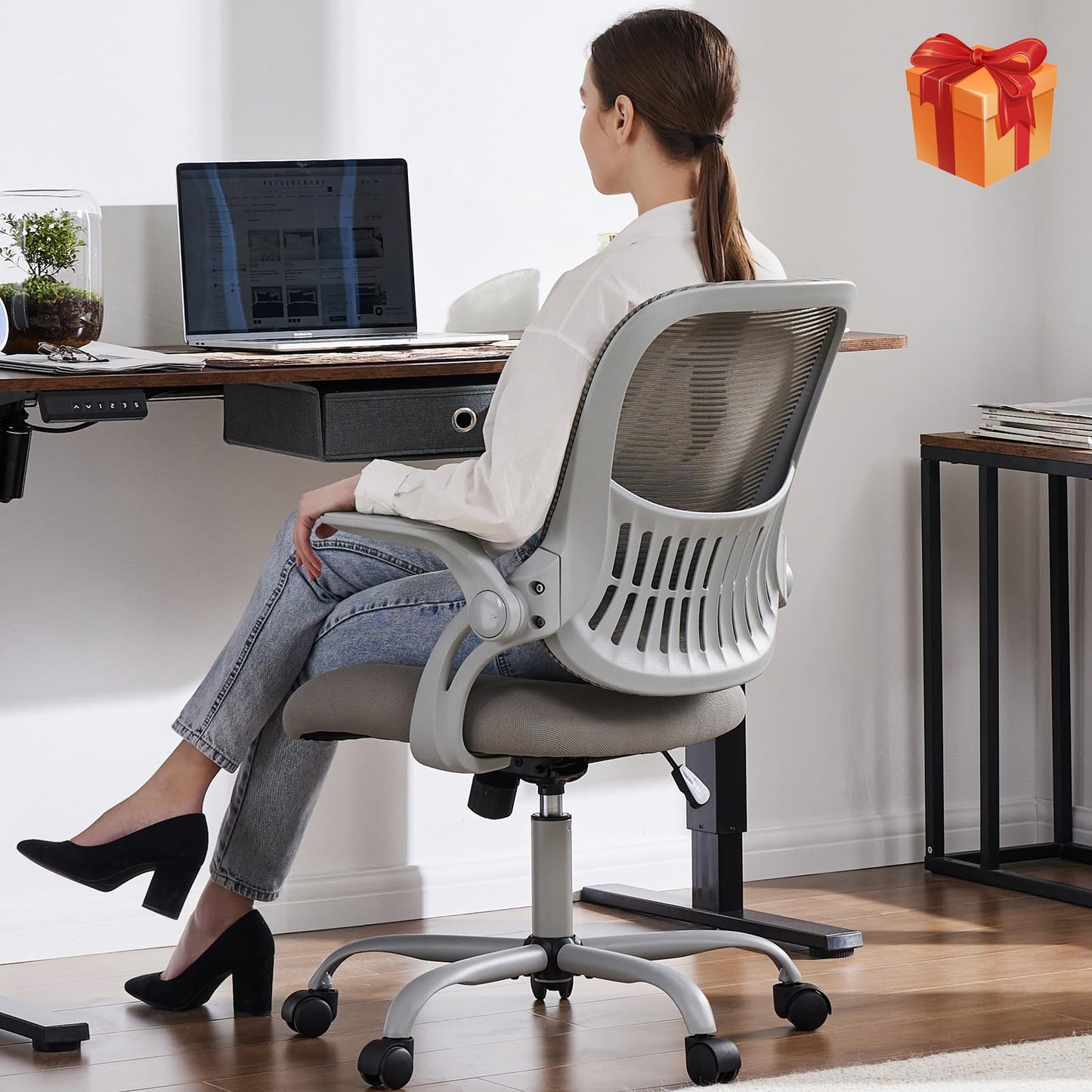 Sweetcrispy Office Computer Desk Chair, Ergonomic Mid-Back Mesh Rolling Work Swivel Task Chairs with Wheels, Comfortable Lumbar Support, Comfy Flip-up Arms for Home, Bedroom, Study, Student, Grey