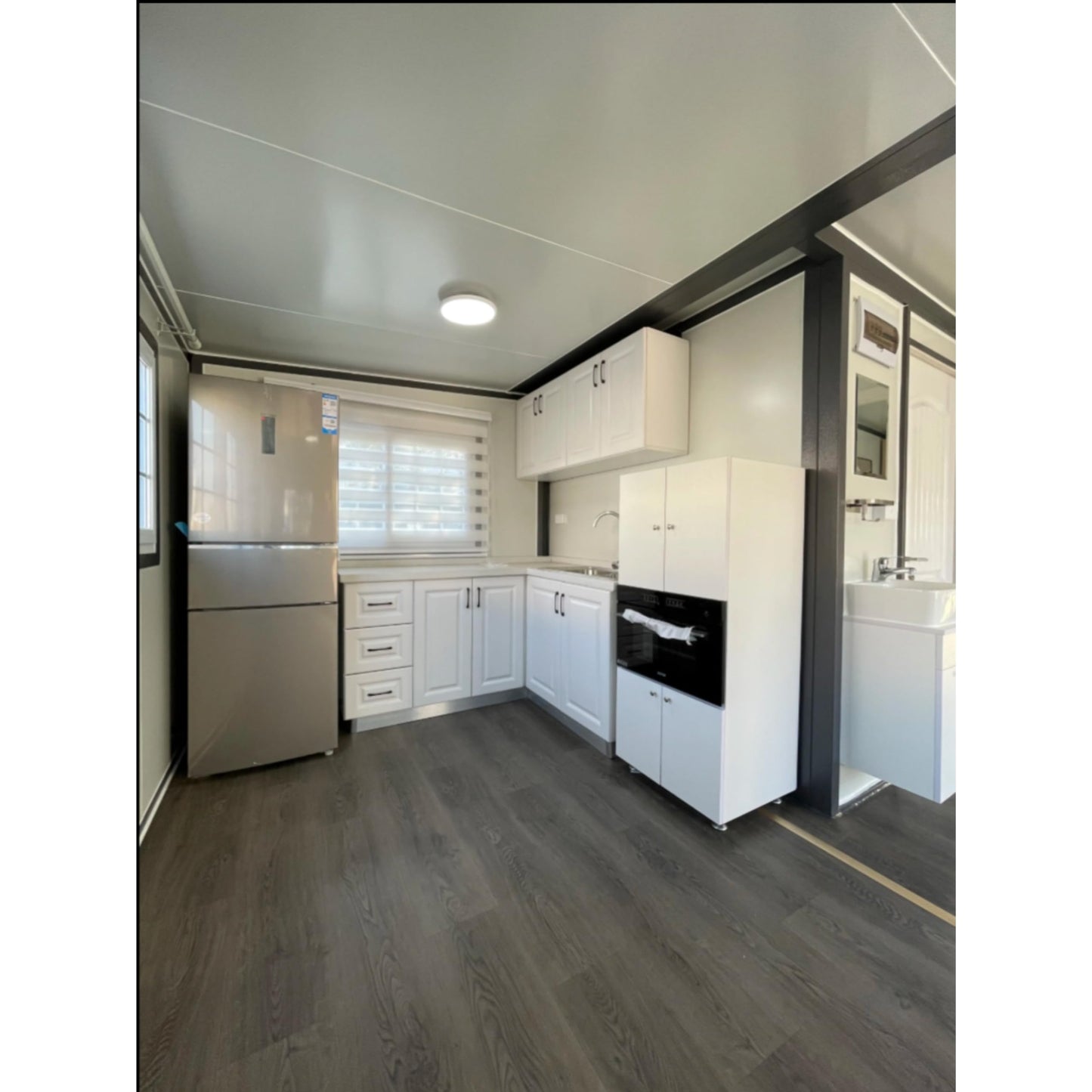 Mobile House, Mobile Home, Portable House, Prefab Expandable House 19ft x 20ft -Perfect for On-The-Go Living! [Your Homies]