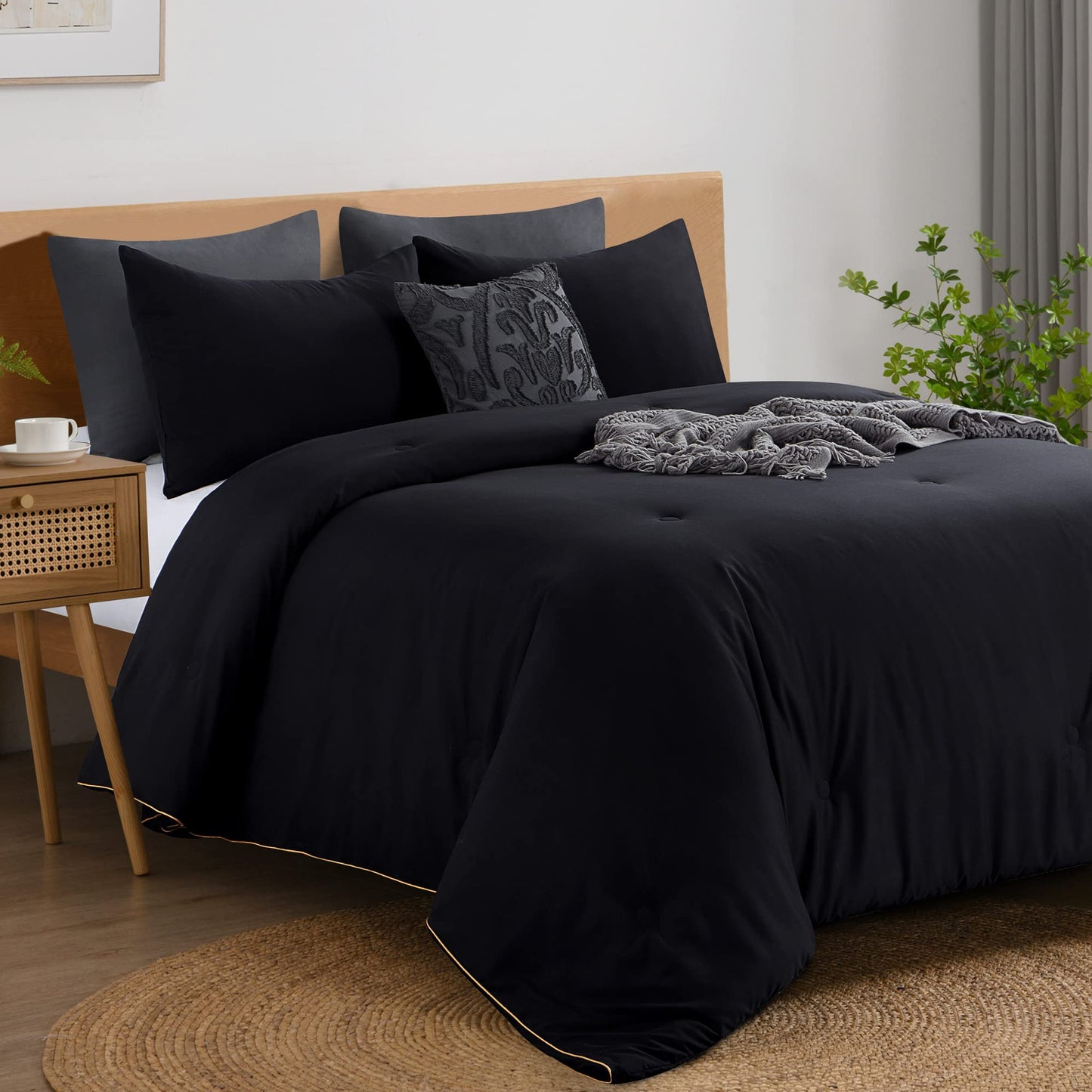 RUIKASI Comforter All Season Cal King Size - Soft Down Alternative, Fluffy & Lightweight, Cooling Black Duvet with Corner Tabs, 102x96 inches, Machine Washable