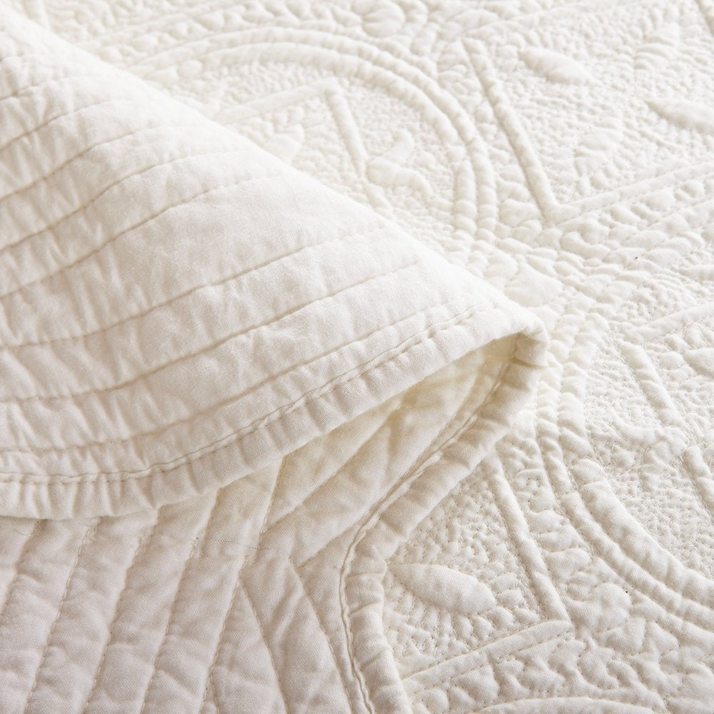 Calla Angel Sage Garden Luxury Pure Cotton Matelasse Quilt, King, Ivory