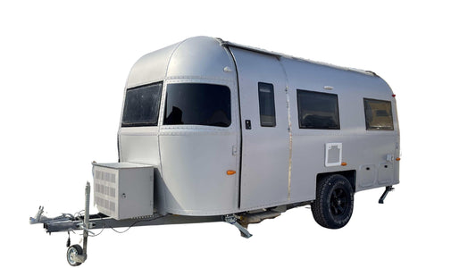 Airstream Caravans trailer with bedroom/Living room/Bathroom and kitchen.Now travelling is much easy, 21.3 * 7.15 * 8ft.