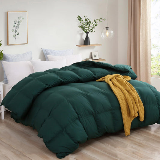 L LOVSOUL Goose Down Comforter Queen Size,All Season Fluffy Down Duvet Insert,46 Oz Medium Weight for Hotel Bedding Comforter with Corner Tabs,Noisless Cover,Emerald Green Comforter Queen 90x90 Inch