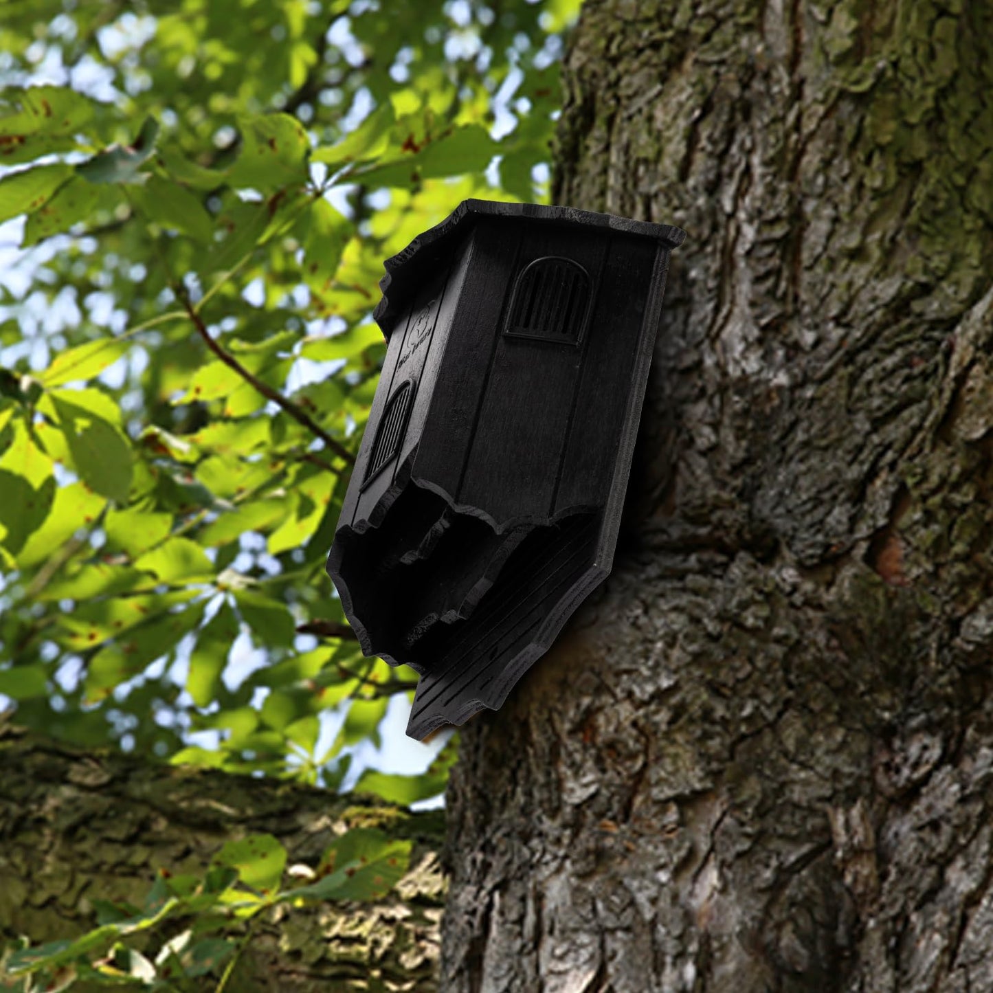 VIREESR Wooden Castle Bat Houses for Outside Bat Box for Outdoors - Large Three Chamber Box Perfectly Designed to Attract Bats - Durable and Easy to Hang(Bat House Ⅰ Black)