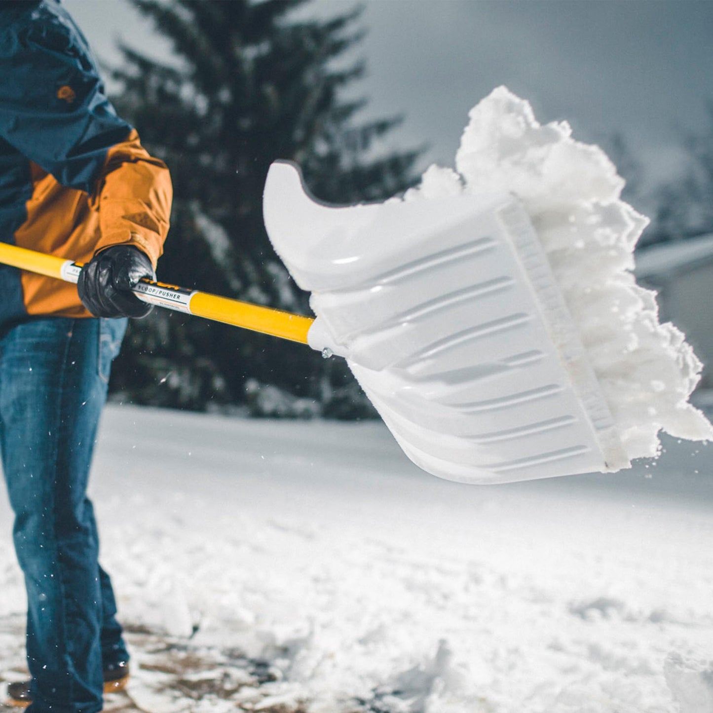 The Snow Dominator - Snow Pusher & Scoop Combo Tool