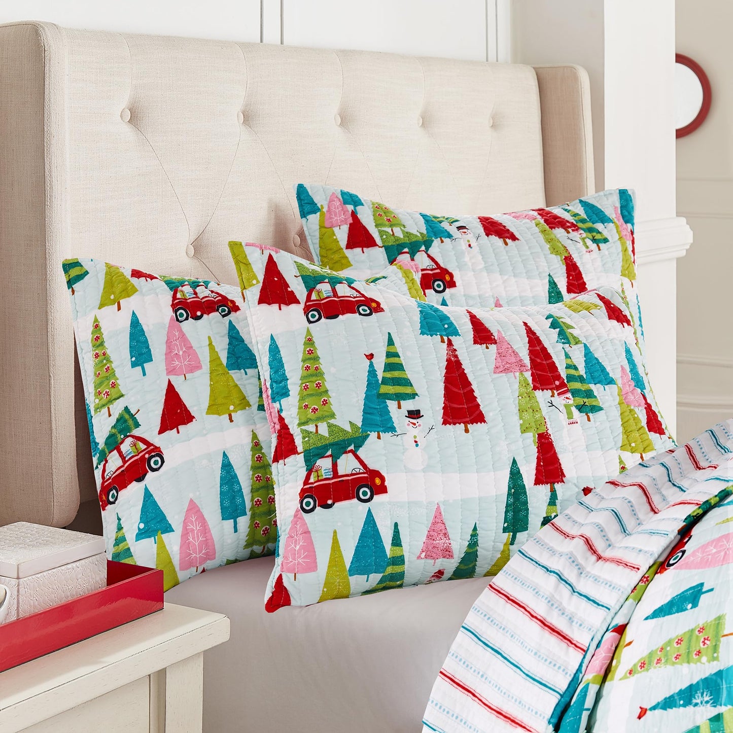 Levtex Home Merry & Bright Collecion - Holly Jolly Quilt - Full/Queen - Christmas Tree - Red Green Teal Pink - Quilt (86x86in.) - Reversible - Microfiber