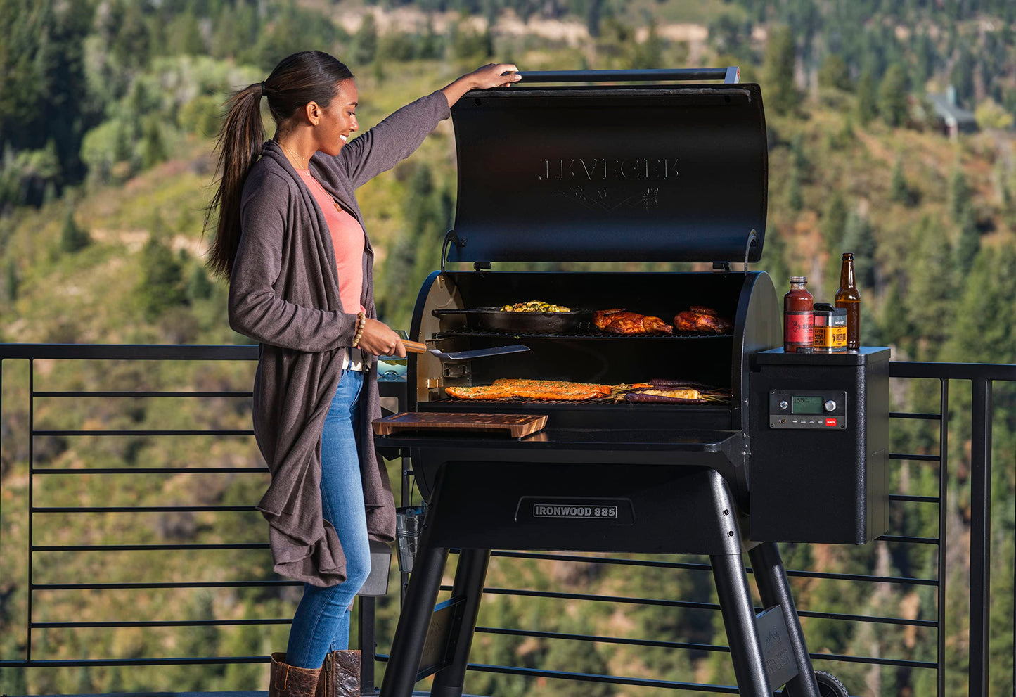 Traeger Grills Ironwood 885 Electric Wood Pellet Grill and Smoker with WiFi and App Connectivity