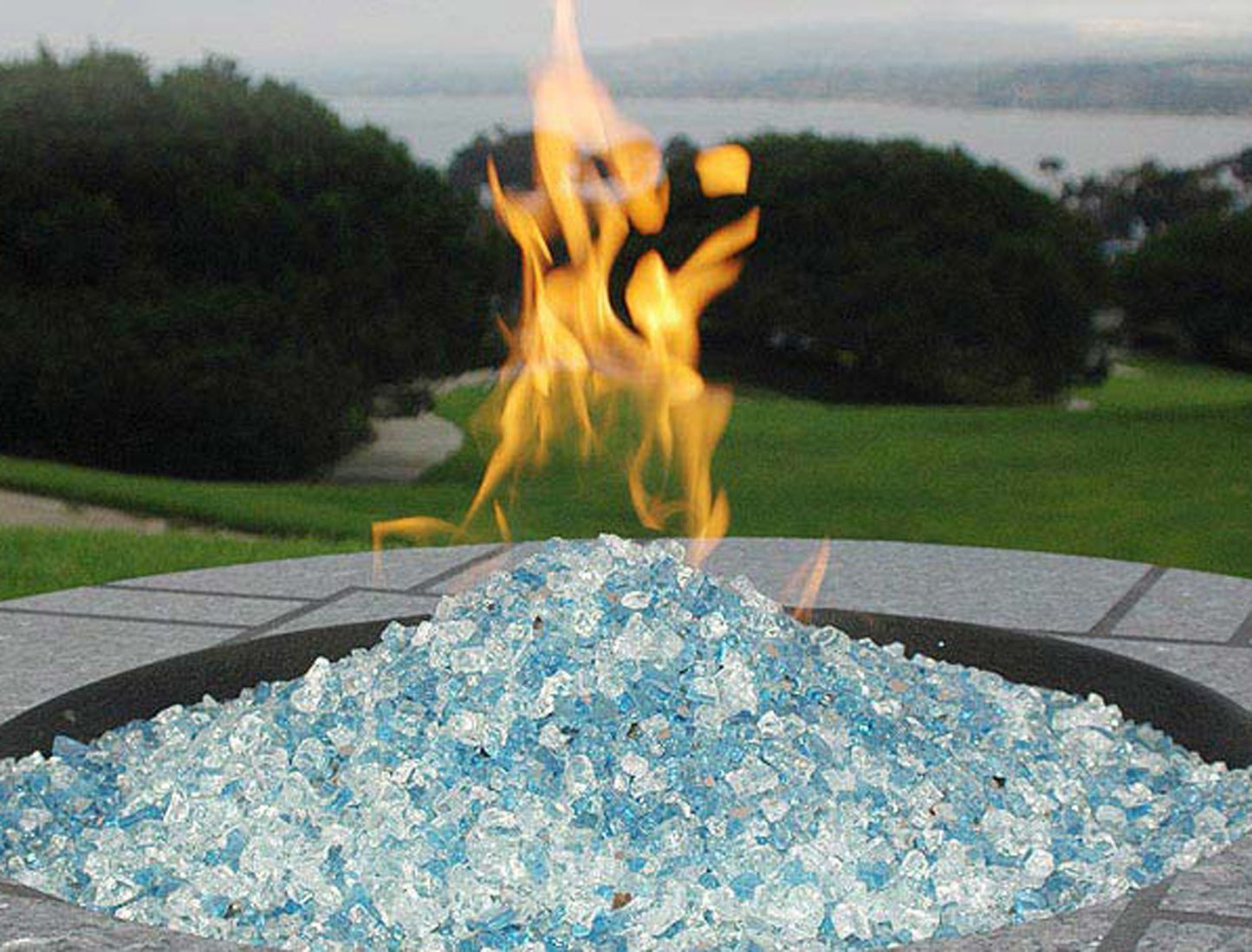 Hiland RGLASS-BB Pit Fire Glass i n Bahama Blend, Extreme Tempature Rating, Good for Propane or Natural Gas, 10 Pounds, 10 lb