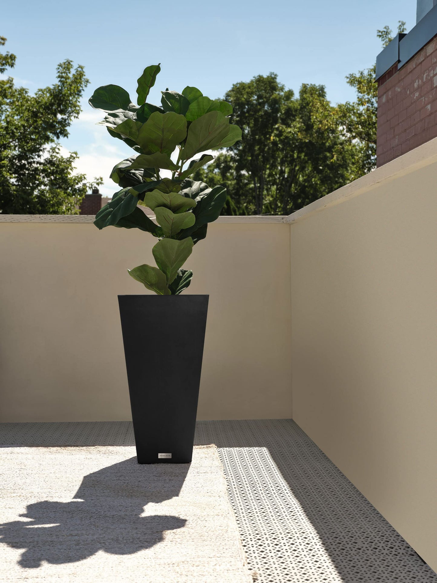 Veradek V-Resin Indoor/Outdoor Taper Planter, 2-Pack (26 inch, Black)