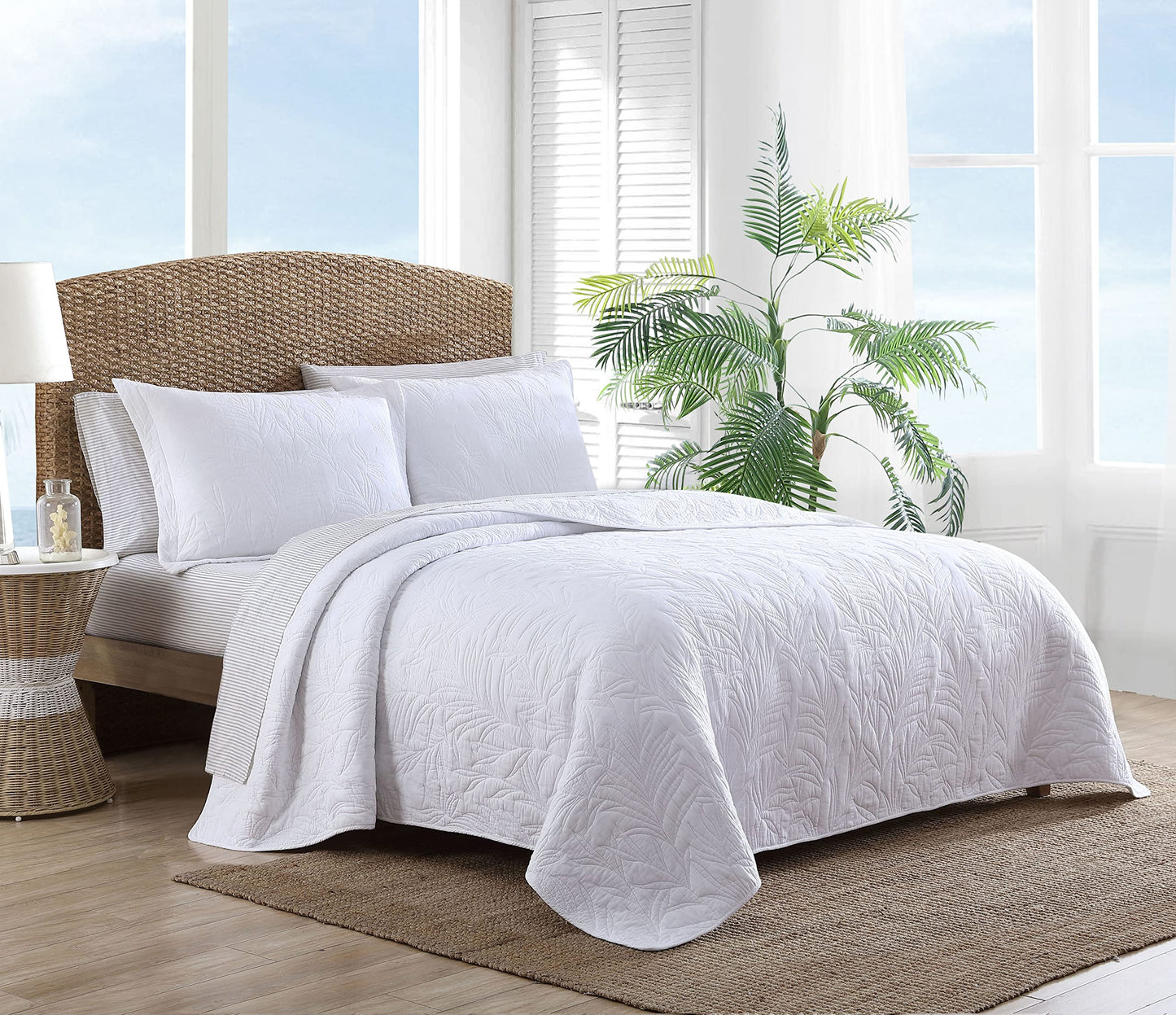 Tommy Bahama Home | Costa Sera Collection | Soft and Breathable, Quilt Bedpsread Coverlet Seasons, Pre-Washed for Added Softness, Twin, White