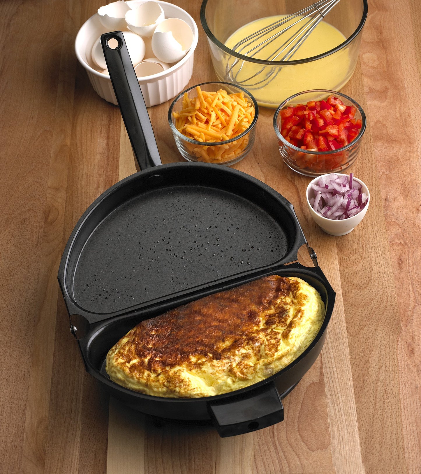 Fox Run Egg Pan, Non-Stick Folding Omelette Pan, 8"