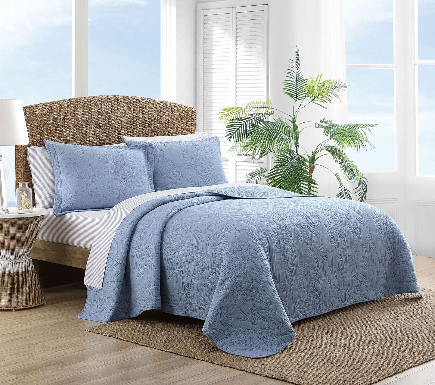 Tommy Bahama Home | Costa Sera Collection | Soft and Breathable, Quilt Bedpsread Coverlet Seasons, Pre-Washed for Added Softness, King, Blue