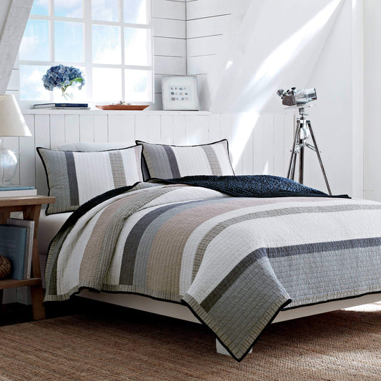 Nautica - Queen Quilt, Cotton Reversible Bedding, Home Decor for All Seasons (Tideway Tan/Grey, Queen)