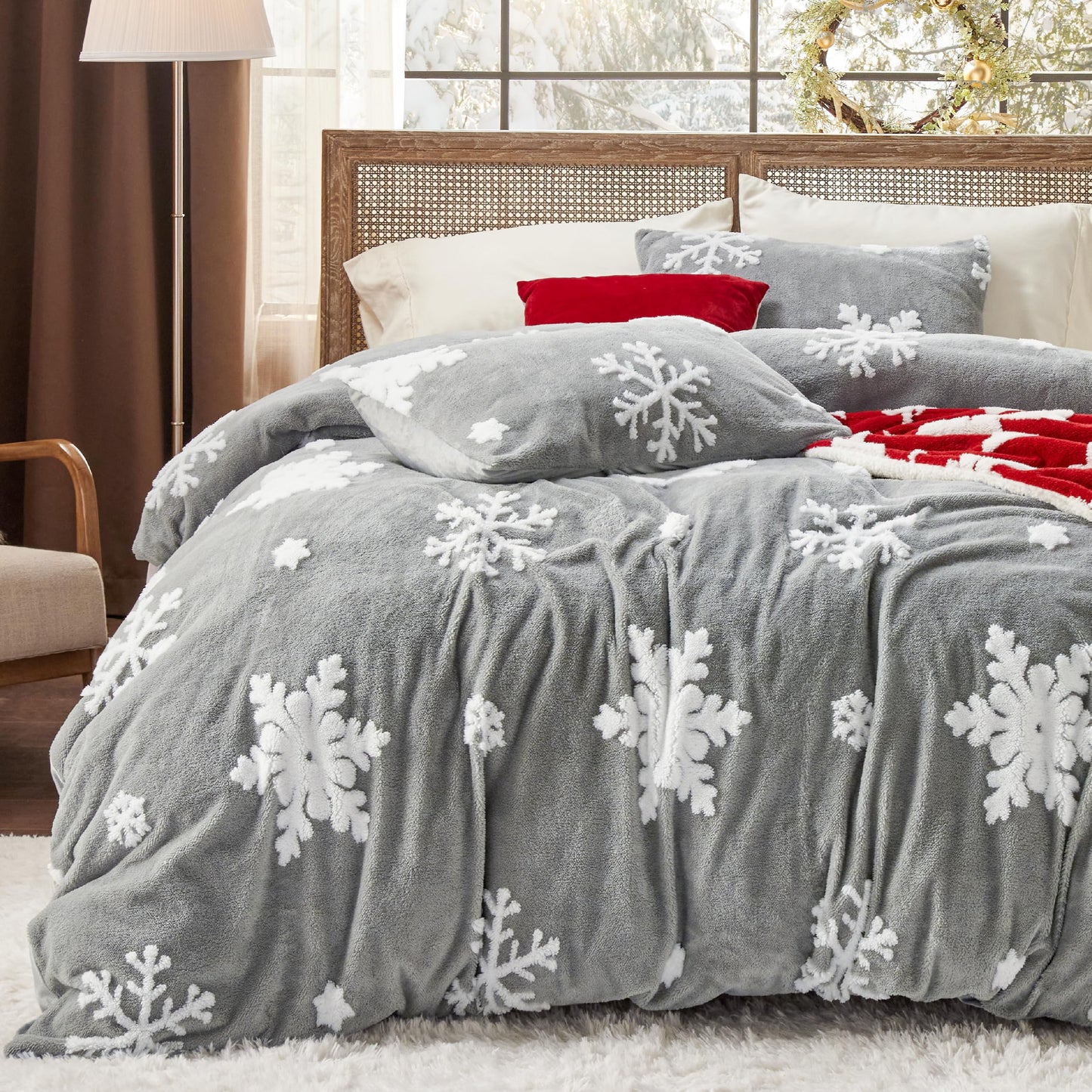 Bedsure Fluffy Duvet Cover Set - Ultra Soft Plush Shaggy Comforter Cover King Size, Warm Flannel Fleece Bed Sets for Winter, 3 Pieces, 1 Duvet Cover & 2 Pillowcases, Snowflake Pattern, Grey