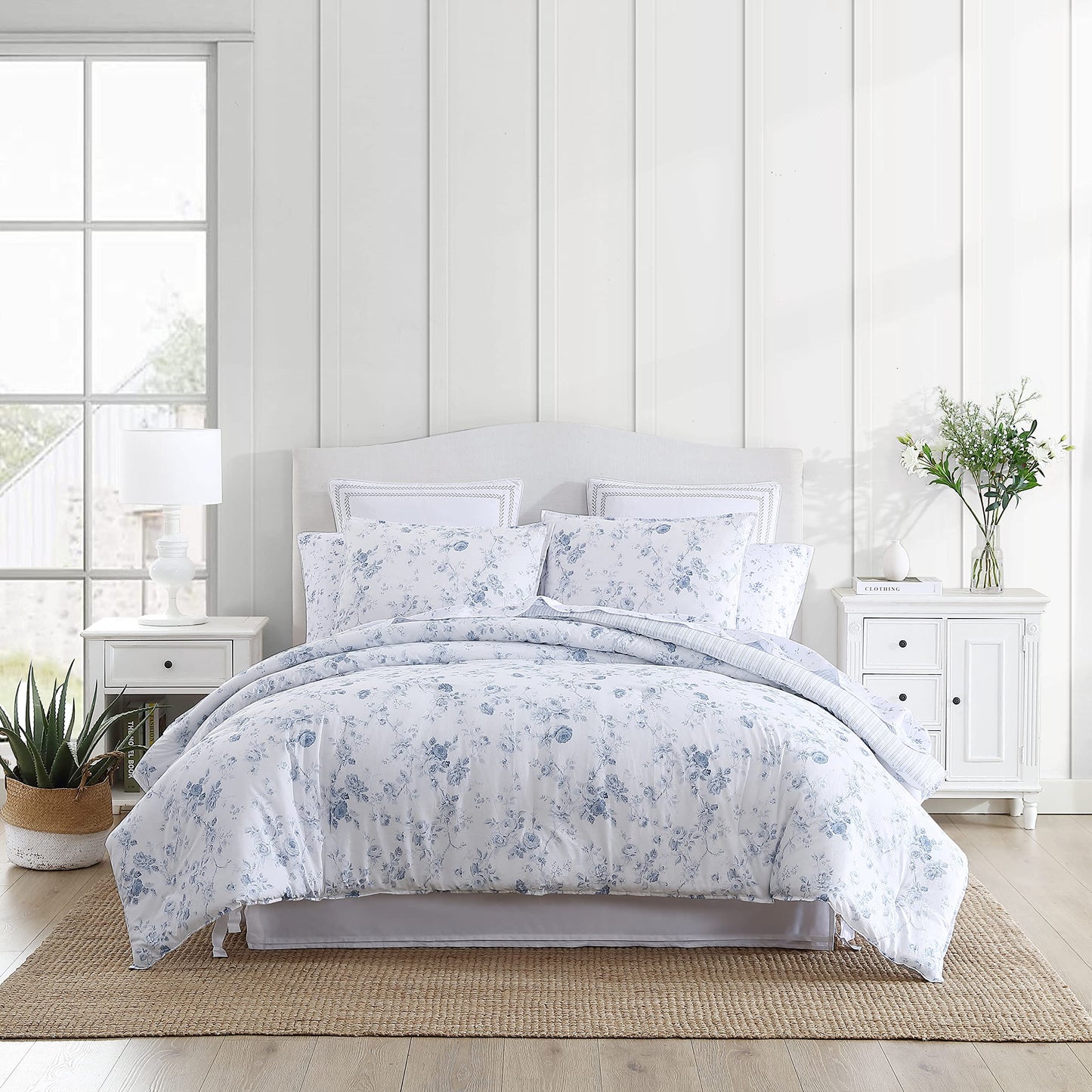 Laura Ashley- Twin XL Comforter Set, Reversible Cotton Bedding with Matching Sham(s), Farmhouse Home Decor, Dorm Room Essentials (Belinda Blue, Twin XL)