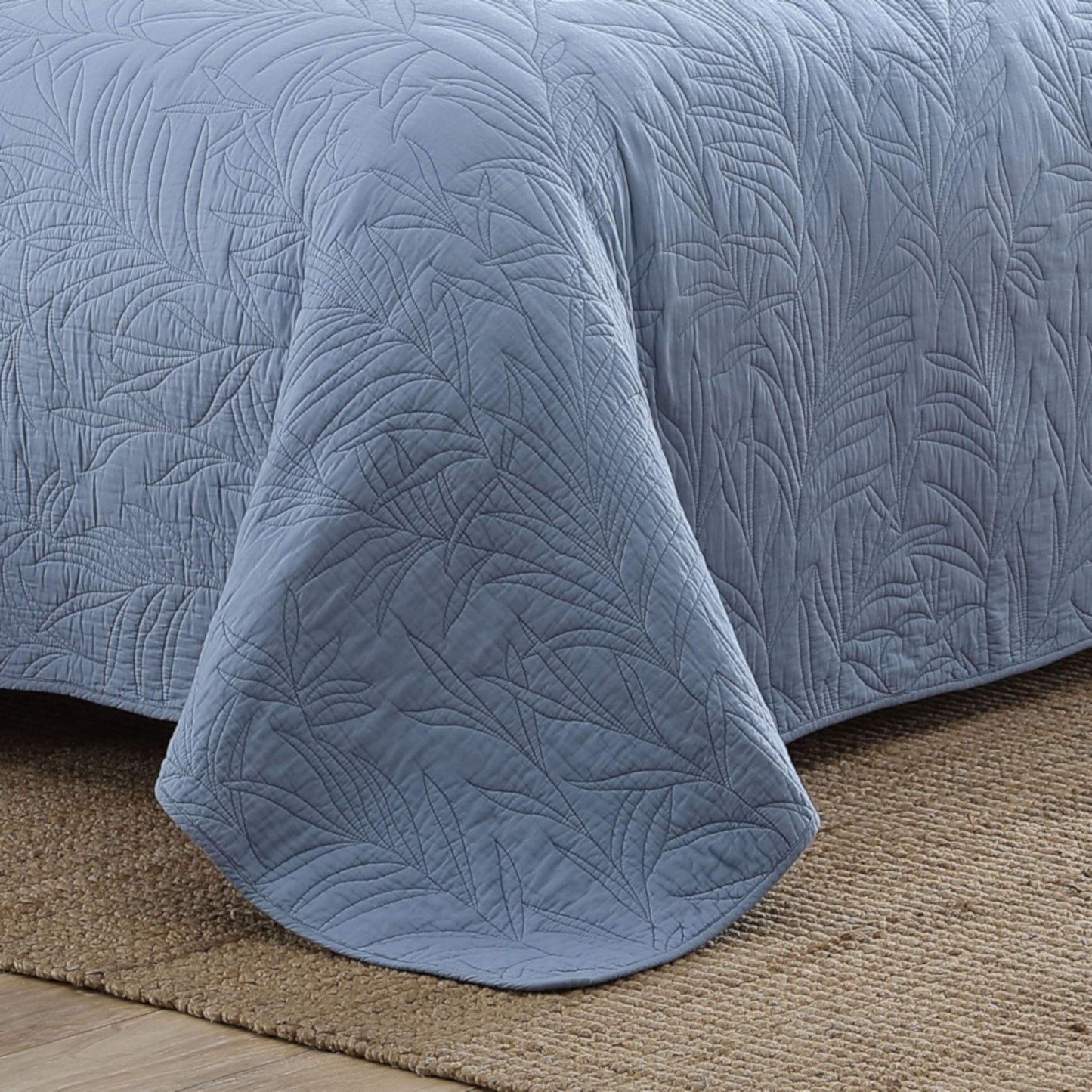 Tommy Bahama Home | Costa Sera Collection | Soft and Breathable, Quilt Bedpsread Coverlet Seasons, Pre-Washed for Added Softness, King, Blue