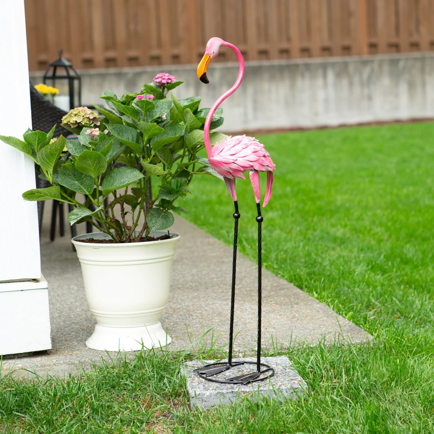Tropical Tango Flamingo Statue