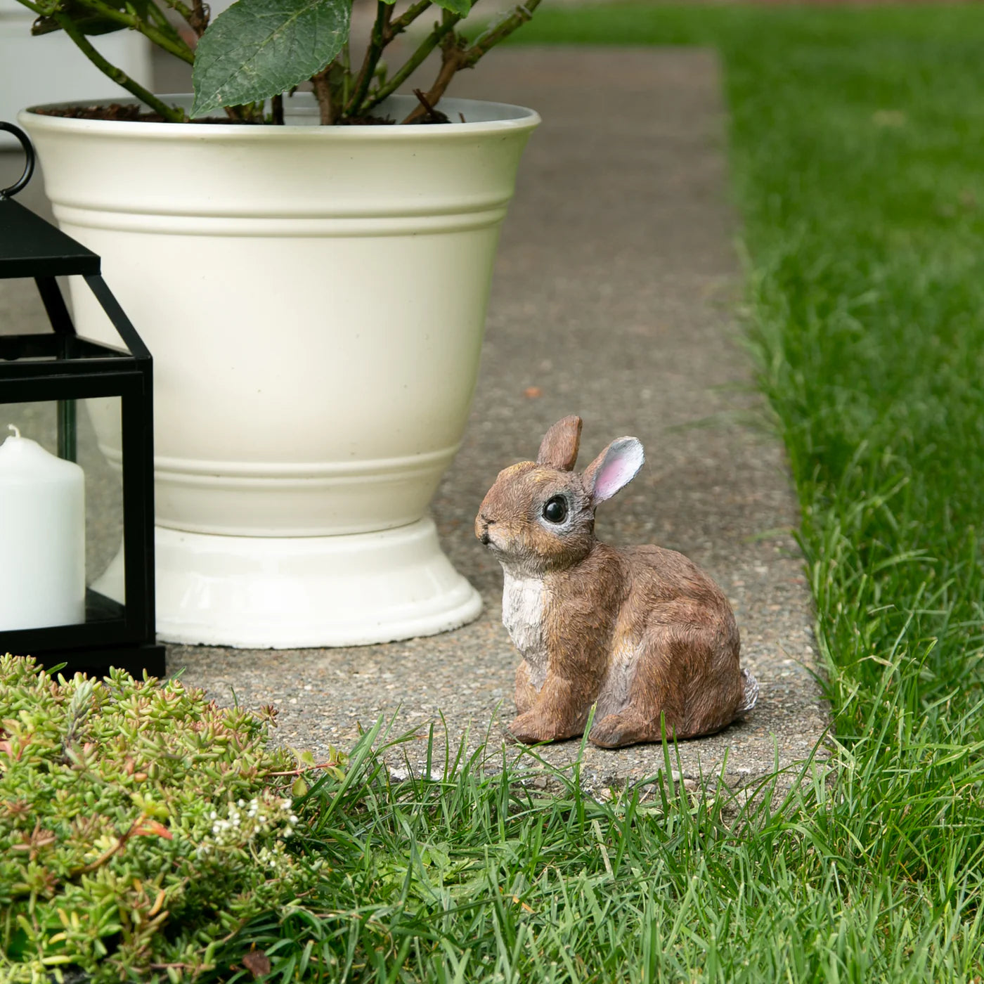 Garden Sitting Rabbit Figurine